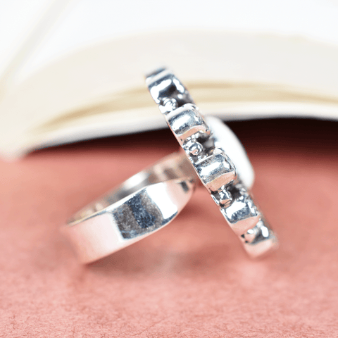 Wild Horse & CZ Ring in 925 Silver