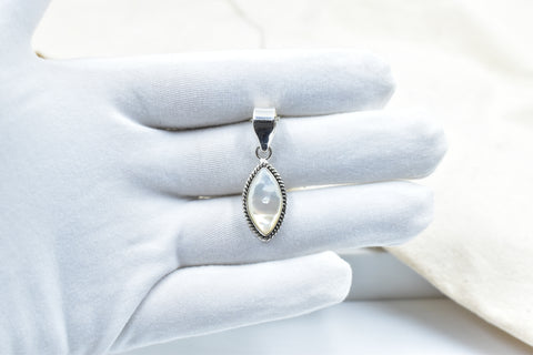 Handmade Mother of Pearl 925 Sterling Silver Pendant