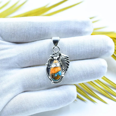 Handmade Spiny Oyster Turquoise 925 Sterling Silver Pendant