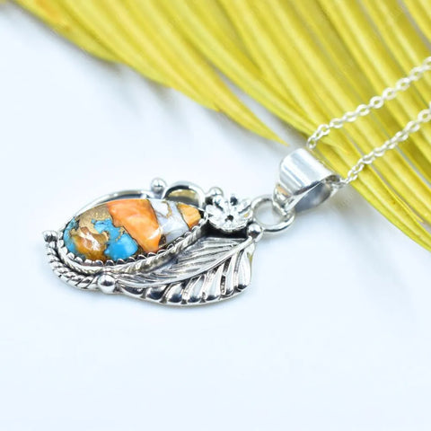 Handmade Spiny Oyster Turquoise 925 Sterling Silver Pendant